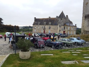 Rassemblement de Véhicules Anciens Autos/motos